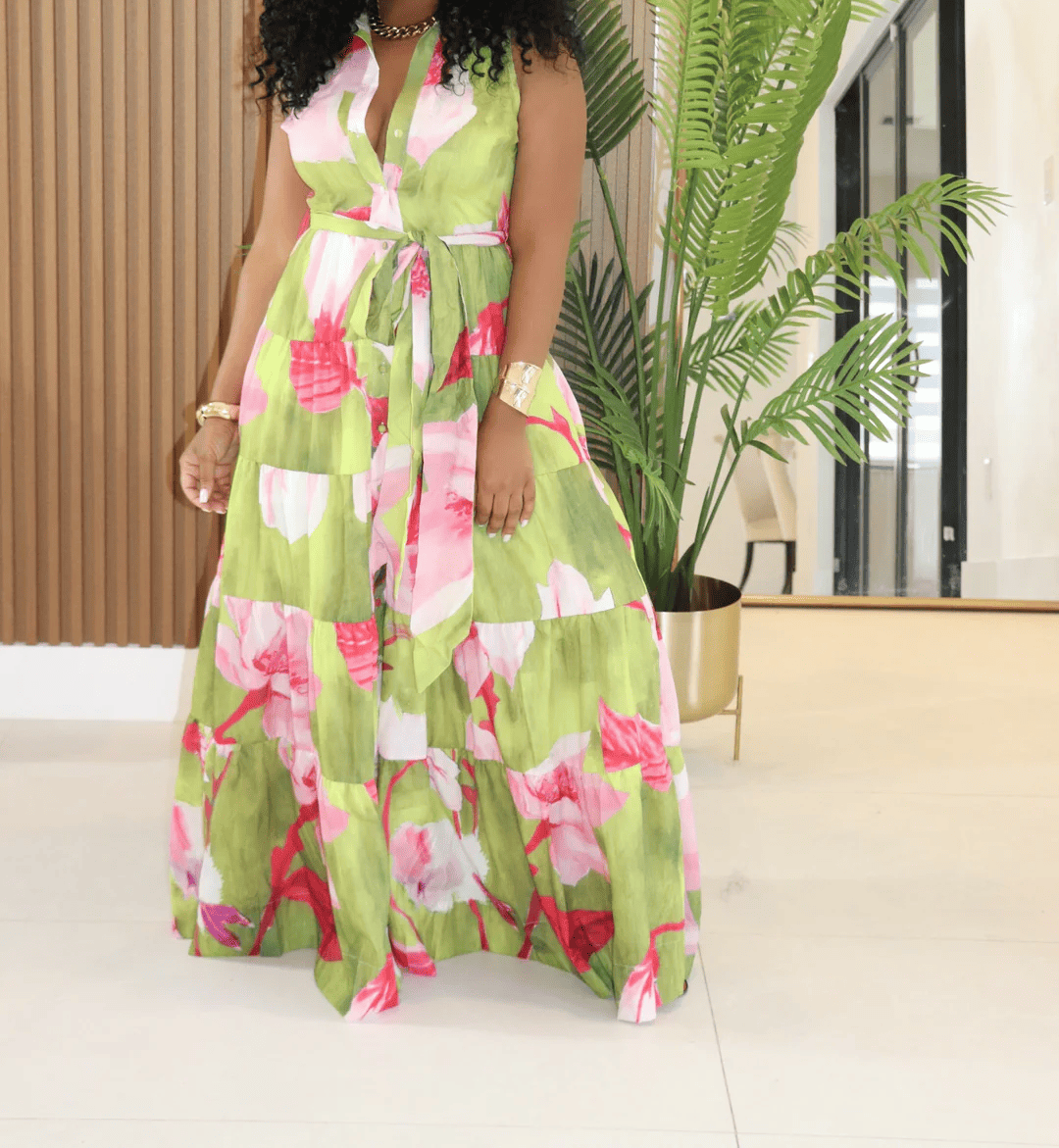 Elegant Sleeveless Printed Lace-Up Dress