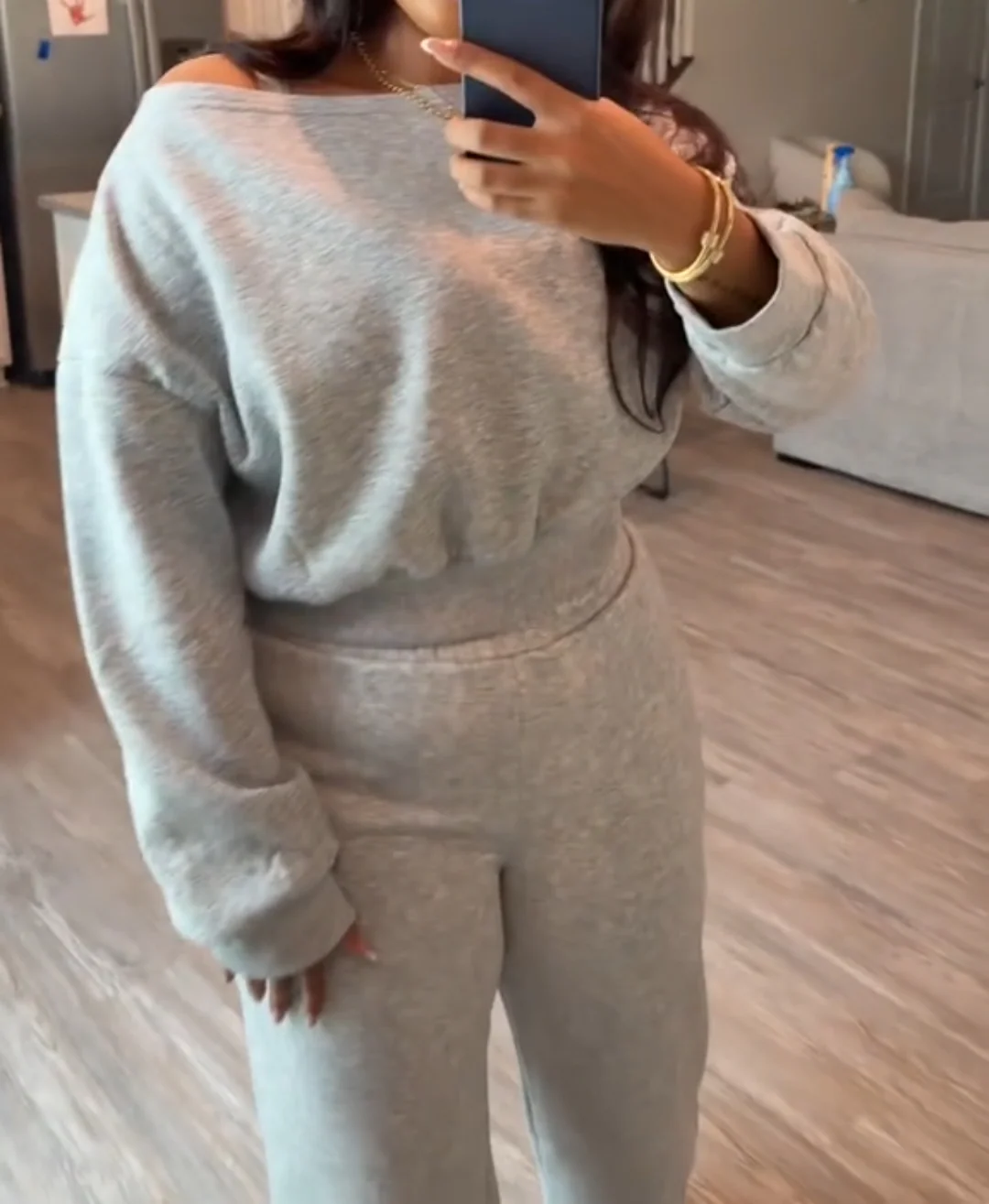 2-piece round neck solid color suit