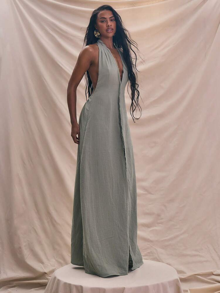 Sleeveless Hanging Neck Dress with Center Seam Detail