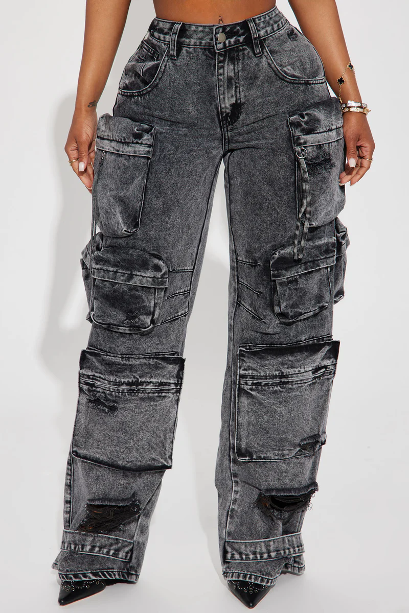 Stretch Ripped Cargo Jeans