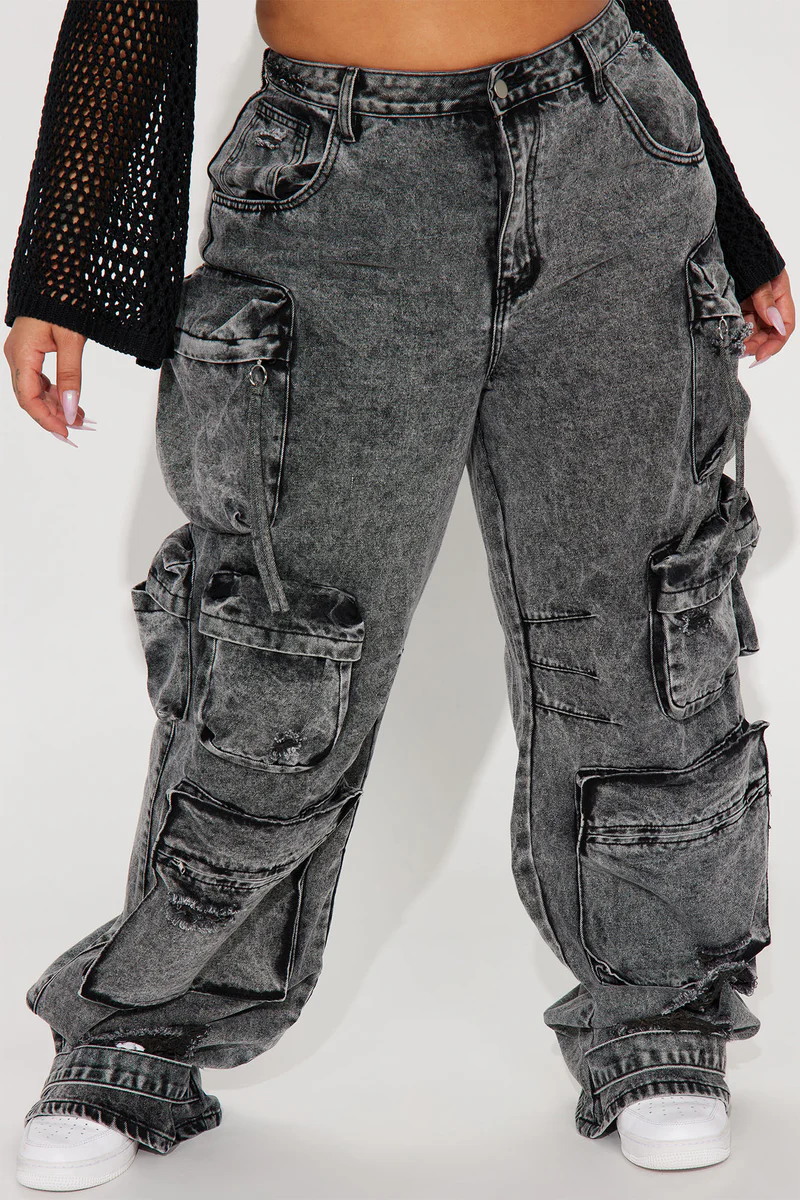 Stretch Ripped Cargo Jeans