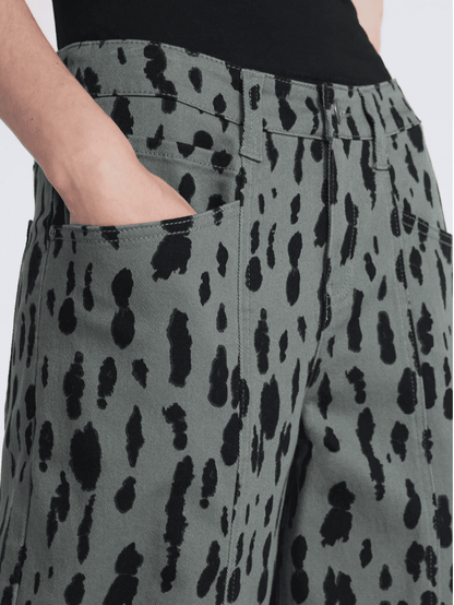 Denim Peplum Top+Animal Print Barrel Jeans