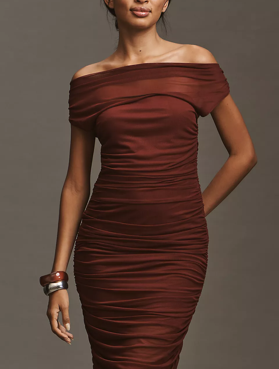 Off-Shoulder Mesh Slim Midi Dress