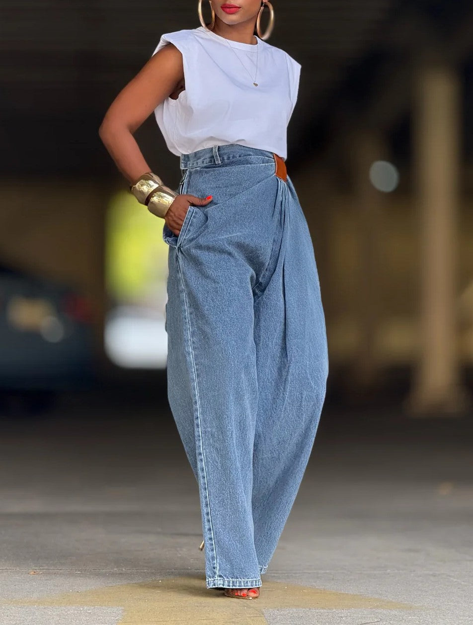 Irregular-Pleated Jeans