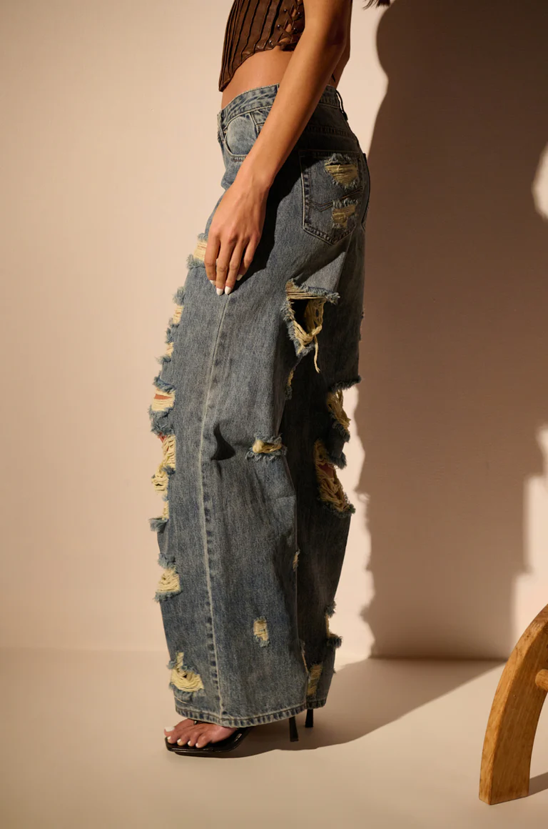Relaxed Waist Cut out Denim Jeans