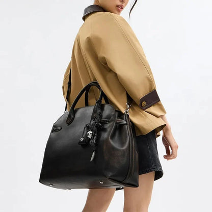 Oversized British retro distressed style hand-held crossbody commuter bag