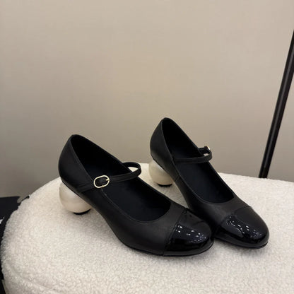 Color-Blocked Pearl Ball Shoes