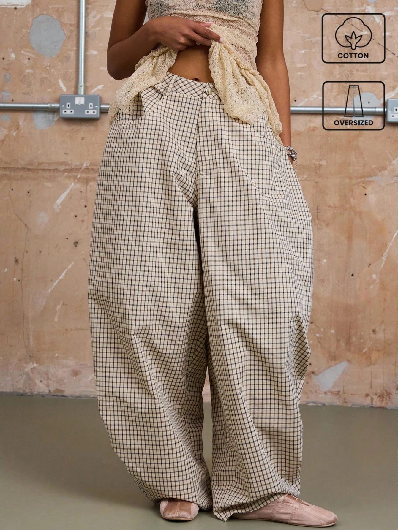Low Rise Baggy Barrell Fit Check Trousers