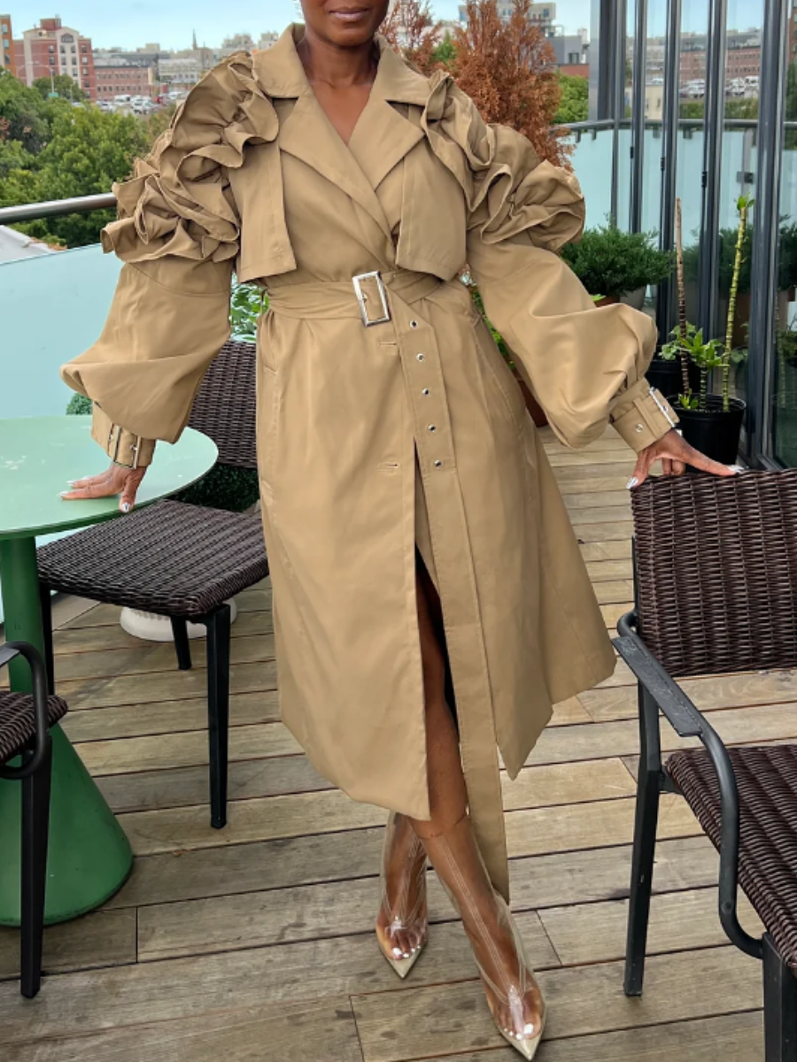 Three-Dimensional Ruffled Jacket