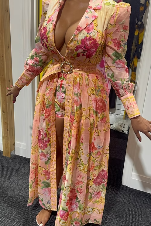 Classy Pink Floral Outfit