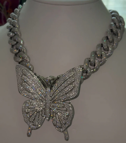 Dazzle Butterfly Necklace
